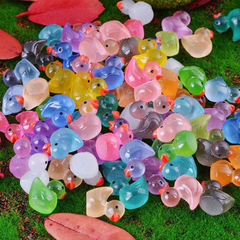 500-50pcs Luminous Mini Ducks Moss Microlandscape Miniature Duck Figurines Fairy Garden Access Home Decor Glow in The Dark