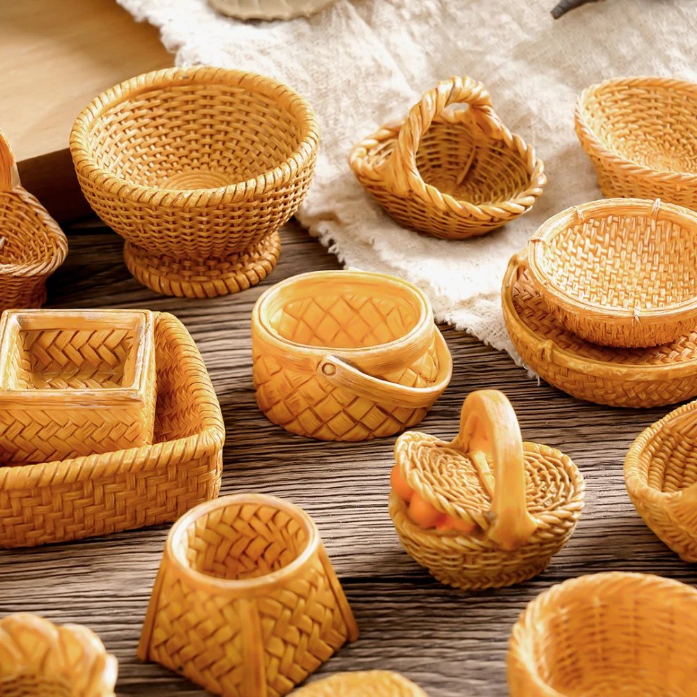 Small Rattan Basket Shooting Scenery Bamboo Basket For Tabletop Decor Home Decor Miniature Scene