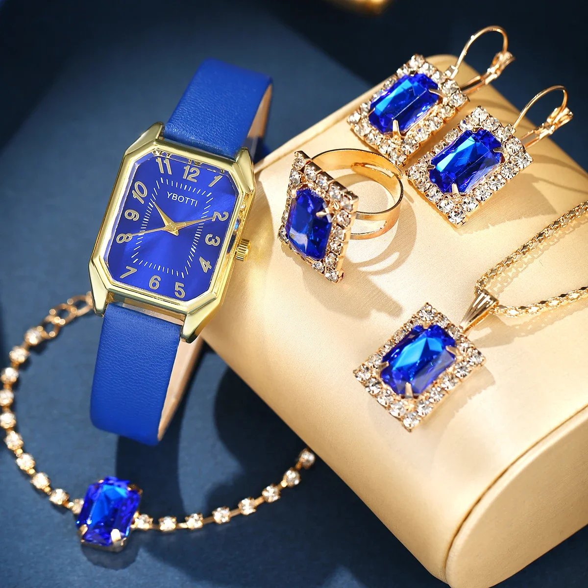 Luxury New Leisure Leather Strap Women Watches Business Square Quartz Watches Korean Rhinestone Jewelry Set Montre Femme Elegant Luxury New Leisure Leather Strap Women Watches Business Square Quartz Watches Korean Rhinestone Jewelry Set Montre Femme Elegant