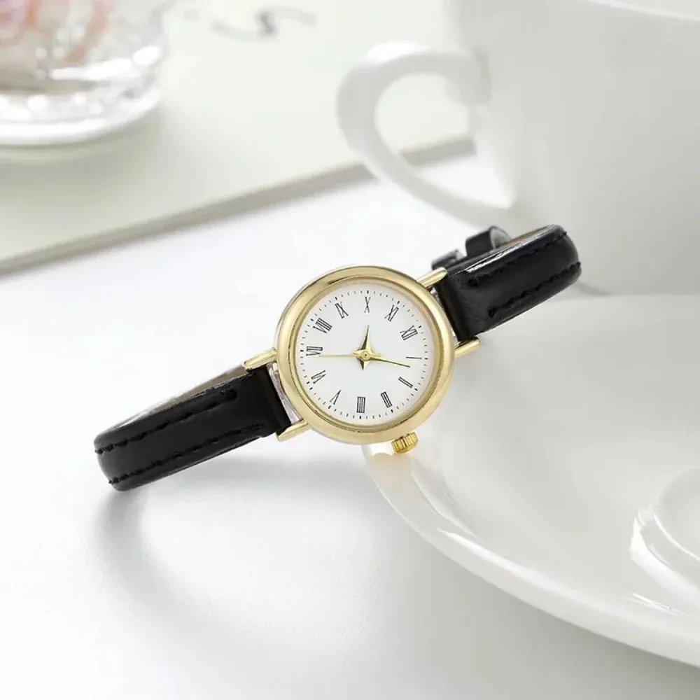 Simple Women Watch Luxury Design Leather Watch Ladies Quartz Wristwatch Solid Color Fashion Women Gift Watch Relojes Para Mujer Simple Women Watch Luxury Design Leather Watch Ladies Quartz Wristwatch Solid Color Fashion Women Gift Watch Relojes Para Mujer