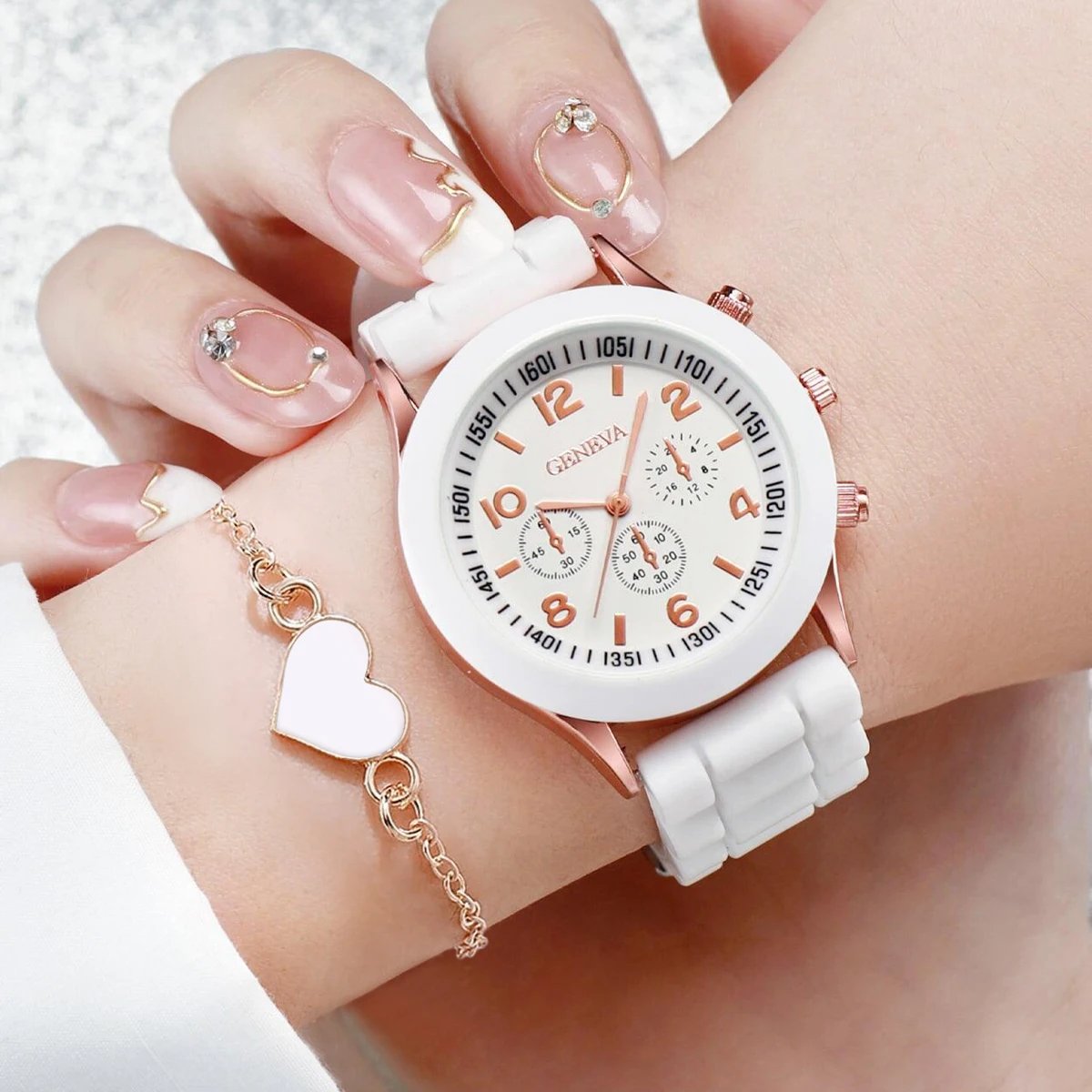 5/6PCS Fashion Women Watches Casual Silicone Band Ladies Quartz Watch Jewelry Set Relogios Feminino Girls Clock Gift(Without Box 5/6PCS Fashion Women Watches Casual Silicone Band Ladies Quartz Watch Jewelry Set Relogios Feminino Girls Clock Gift(Without Box