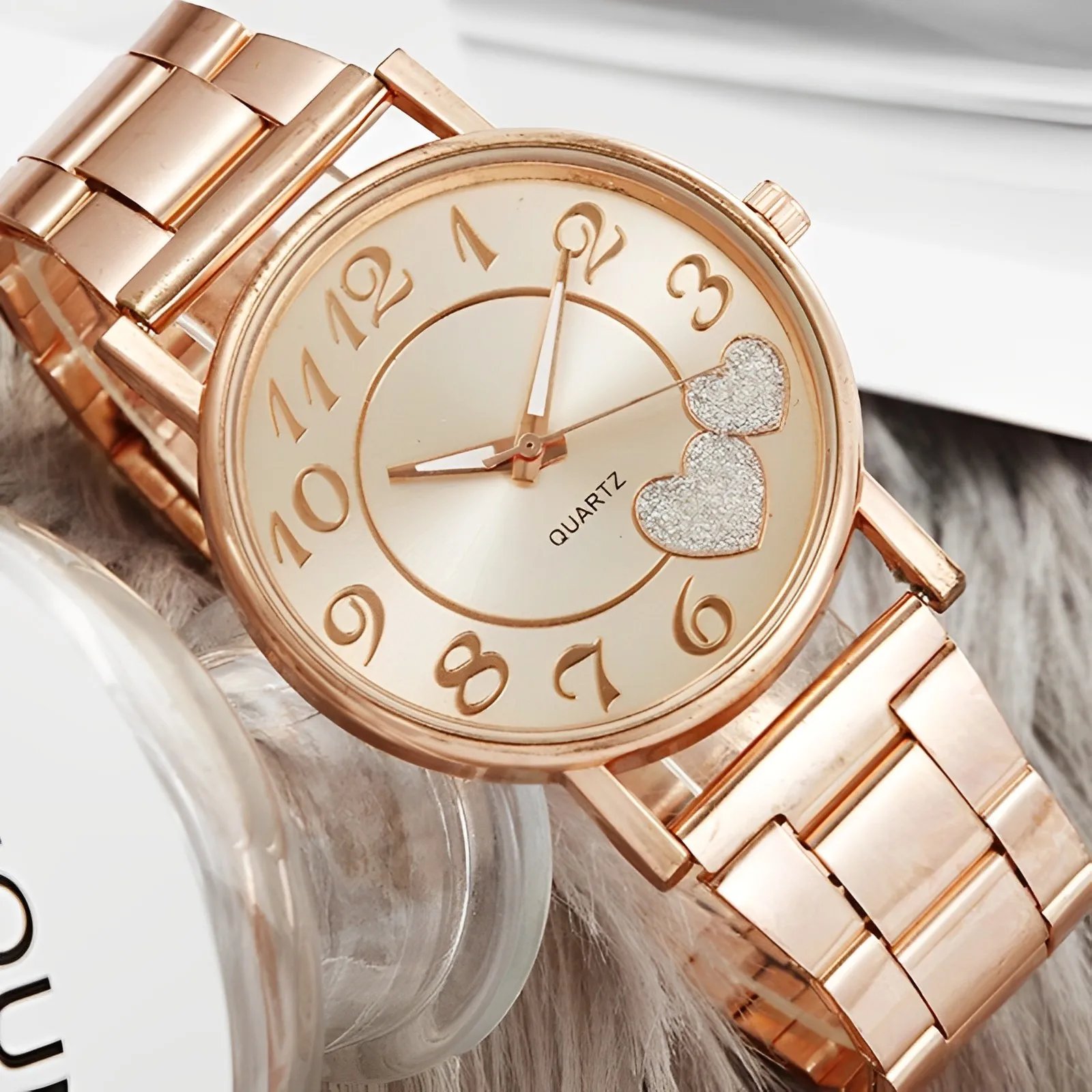 Elegant Rose Gold Heart Dial Watch Female Simple Temperament Student Waterproof Female High-level Female Luxury Watches Women Elegant Rose Gold Heart Dial Watch Female Simple Temperament Student Waterproof Female High-level Female Luxury Watches Women
