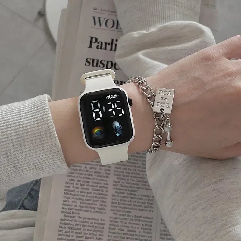 Fashion LED Sports Watches Digital Watch Men Pink Electronic Wristwatches Casual Silicone Montre Femme Relojs Para Mujer