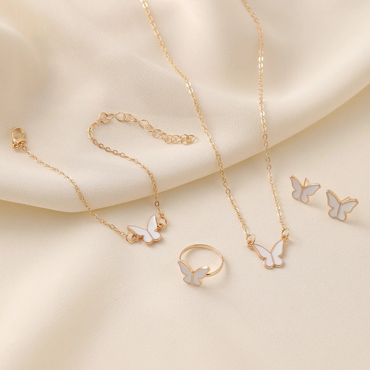 5PCS Personalized Butterfly Glazed Necklace, Exquisite, Small and Fashionable, High end, and High Sense Collar Chain Set 5PCS Personalized Butterfly Glazed Necklace, Exquisite, Small and Fashionable, High end, and High Sense Collar Chain Set