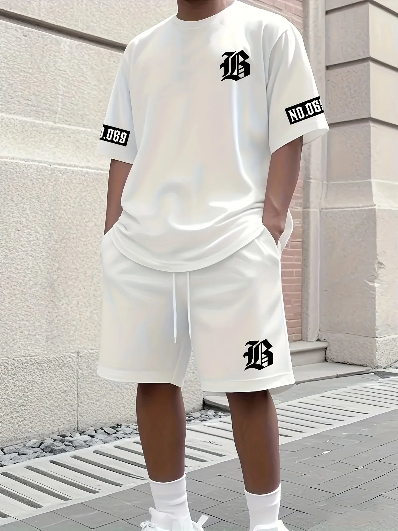 2025 Summer new men's set letter print casual fashion T-shirt Short sleeve shorts Sportswear casual everyday wear for both men a 2025 Summer new men's set letter print casual fashion T-shirt Short sleeve shorts Sportswear casual everyday wear for both men a