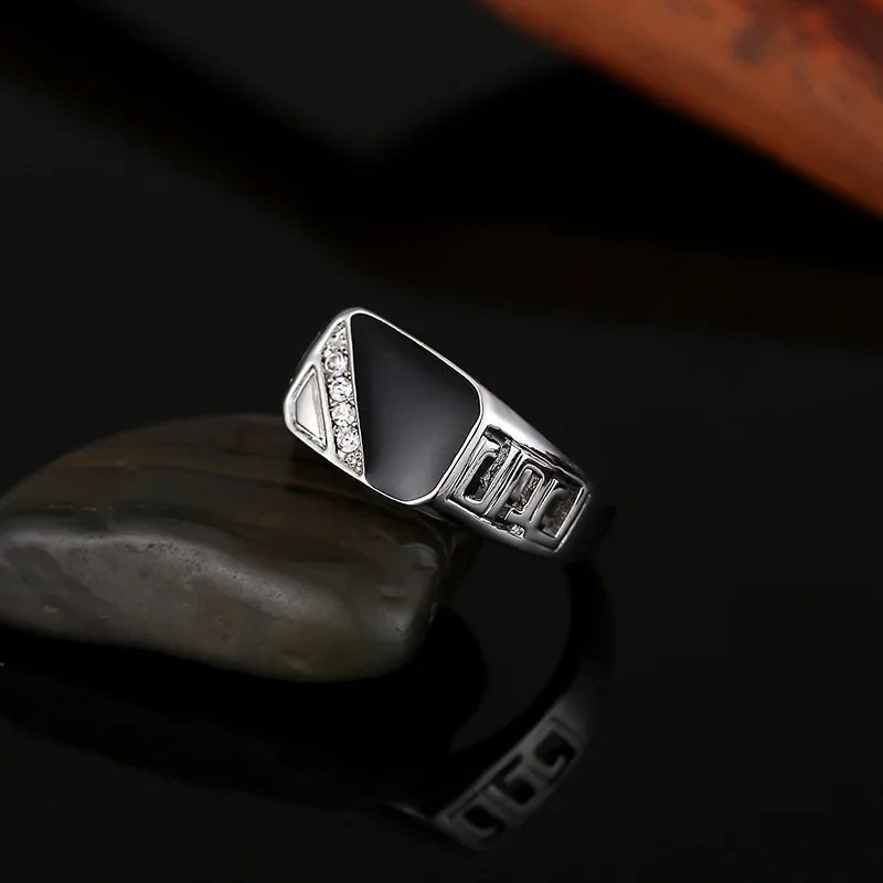 New Metal Glossy Rings for Men Geometric Width Signet Square Finger Punk Style Fashion Ring Jewelry Accessories Anillo Hombre New Metal Glossy Rings for Men Geometric Width Signet Square Finger Punk Style Fashion Ring Jewelry Accessories Anillo Hombre