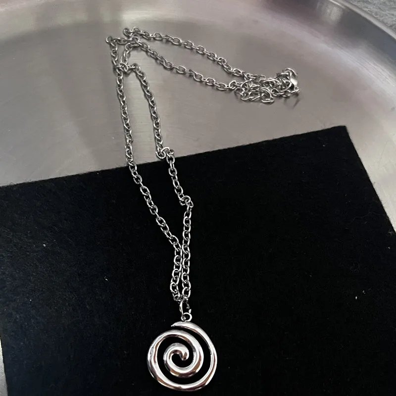 Y2K Flail Fire Heart Teeth Pendant Necklace for Women Men Charm Necklace Grunge Punk Fashion Jewelry Y2K Flail Fire Heart Teeth Pendant Necklace for Women Men Charm Necklace Grunge Punk Fashion Jewelry 