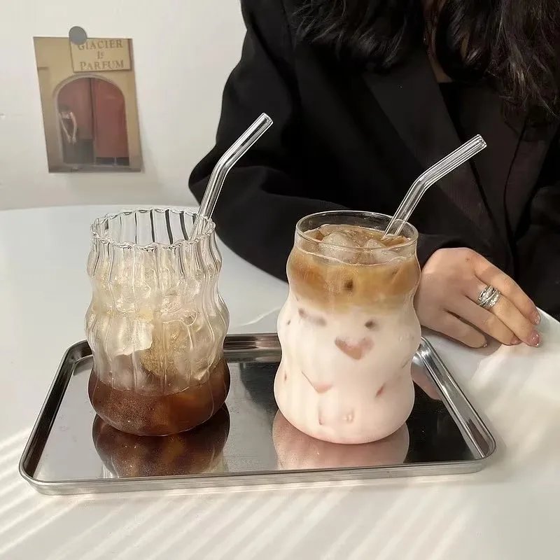 550ml Transparent Bubble Tea Aesthetic Glass Cups With Straws Beer Mugs Strawberry Milk Juice Pitcher Coffee Mug Drinkware Cup 550ml Transparent Bubble Tea Aesthetic Glass Cups With Straws Beer Mugs Strawberry Milk Juice Pitcher Coffee Mug Drinkware Cup