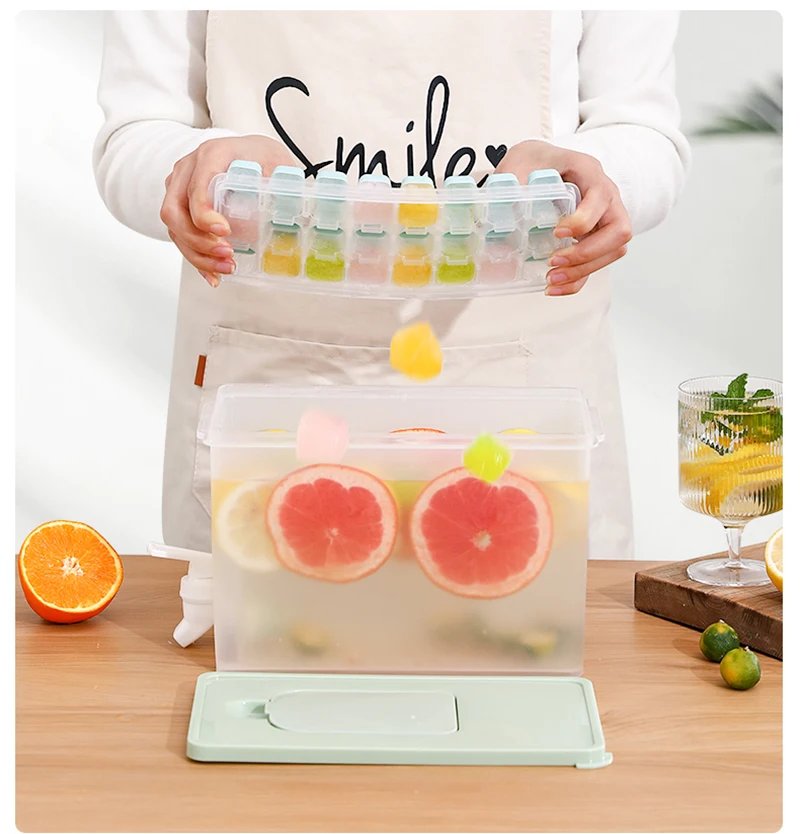 4L Cold Kettle Refrigerator With Faucet Household Lemonade Bottle Drinkware Cold Water Container For Kitchen Cool Water Bucket 4L Cold Kettle Refrigerator With Faucet Household Lemonade Bottle Drinkware Cold Water Container For Kitchen Cool Water Bucket